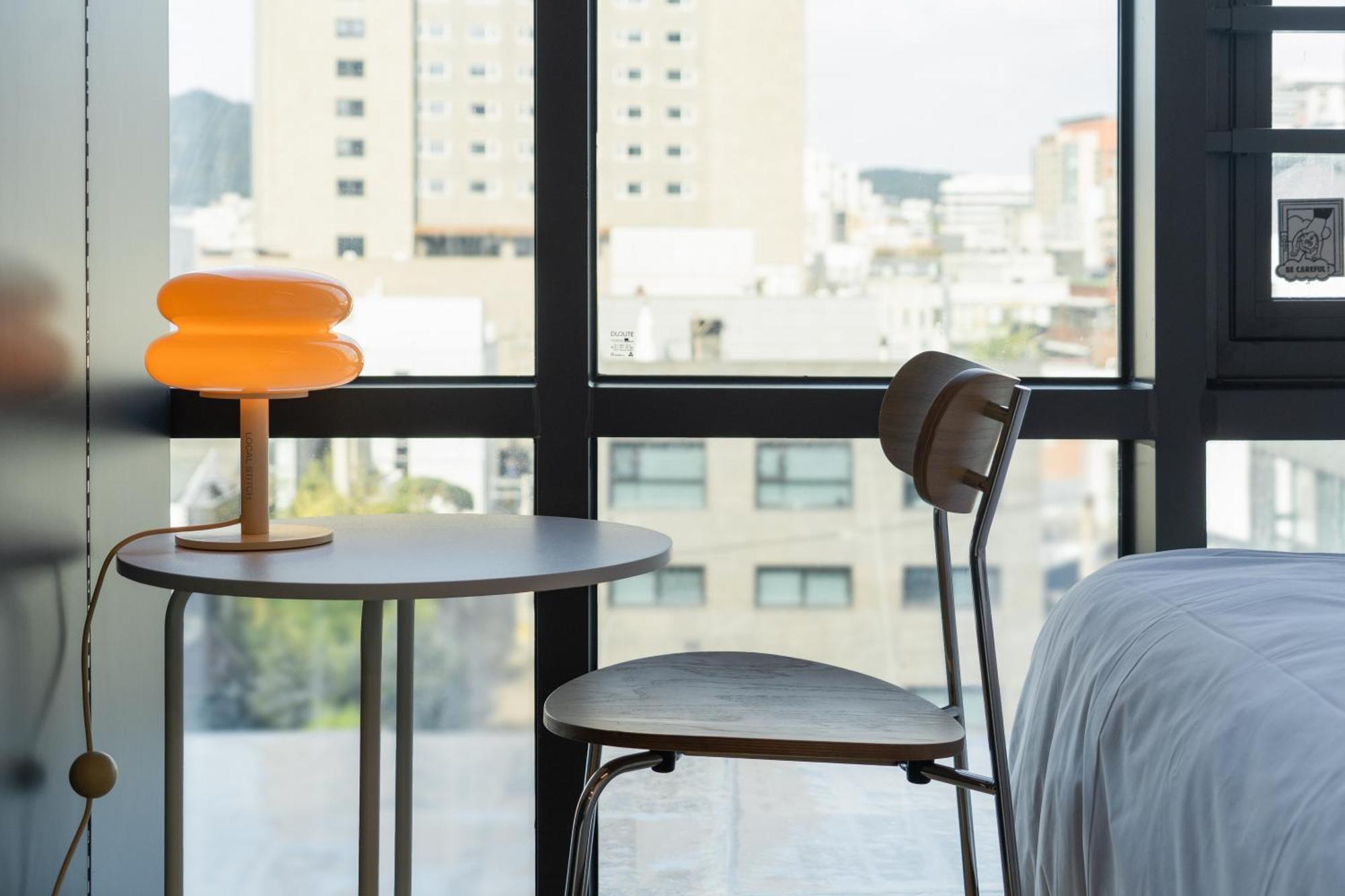 Hotel Local Stitch Creator Town Seogyo Seoul Zimmer foto